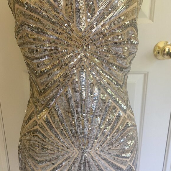 LULUS Lost In Your Eyes Silver Sequin Bodycon sz M. - Picture 5 of 10